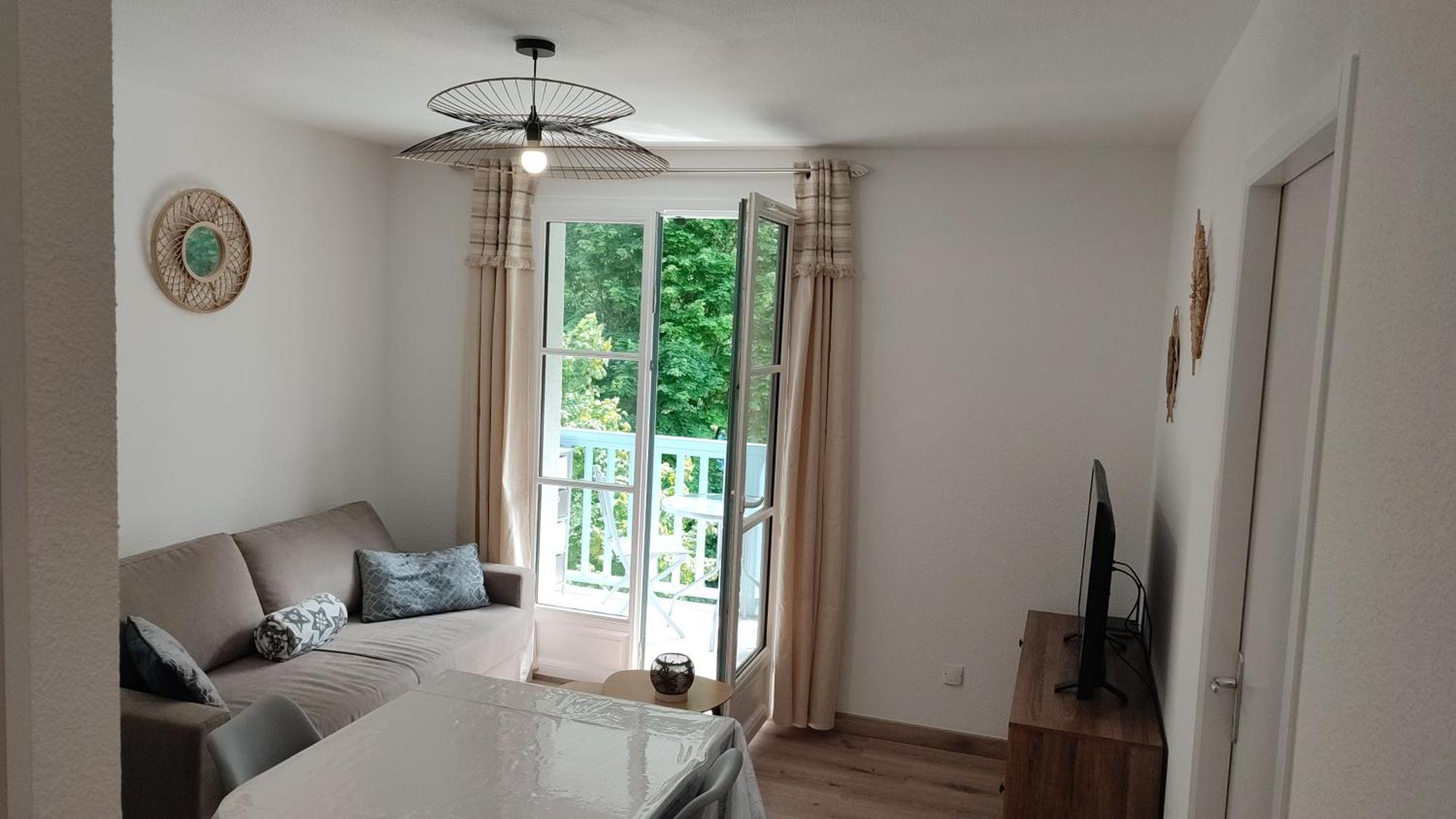 Charmant Appartement 4 Pers,Vue Montagne Avec Parking Prive Et Balcon Cauterets Kültér fotó